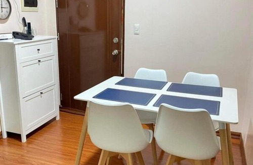 Muntinlupa Apartment | Staycation in Alabang by East Service Road
