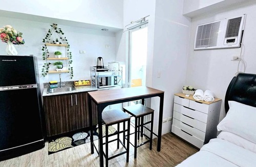 Muntinlupa Hotel | Staycation in Alabang Branch A