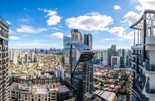 Downtown Condo | StayHere Penthouse Executive 3BR in Vibrant Makati
