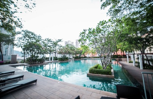 Tanjung Tokong Condo | Straits quay marina stay