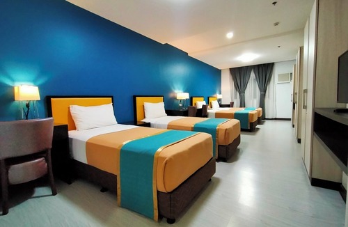Loyola Heights Hotel | Studio 89 Katipunan QC