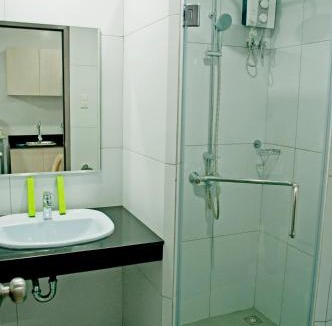 Loyola Heights Hotel | Studio 89 Katipunan QC