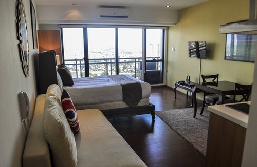 Downtown Apartment | Studio - High Floor @ Knightsbridge 2317