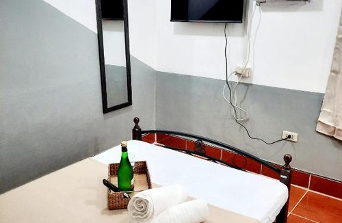 Tacloban Hotel | Studio type unit - Host Homes Apitong