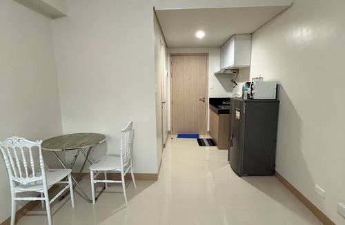 Iloilo Condo | Studio type with Balcony and Pull out bed can accommodate 4 person.
