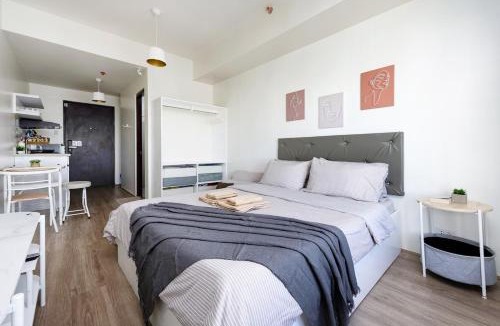 Lahug Apartment | Studio Unit at The Median, Near IT Park with Pool and Fast Wifi