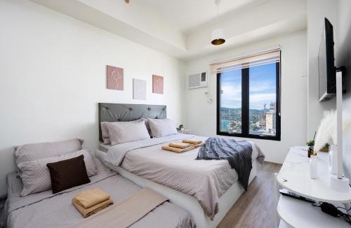 Lahug Apartment | Studio Unit at The Median, Near IT Park with Pool and Fast Wifi