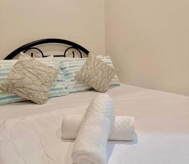Guadalupe Apartment | Studio unit with balcony and Unlimited WIFI