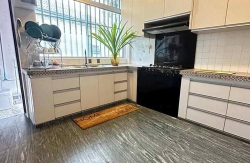 Kota Kinabalu Apartment | Stunning Sunset Sea View Villa