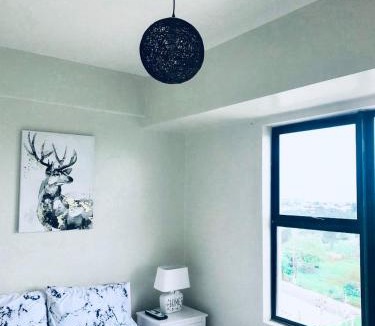 Lapu-Lapu Apartment | Stunning Tropical resort condo