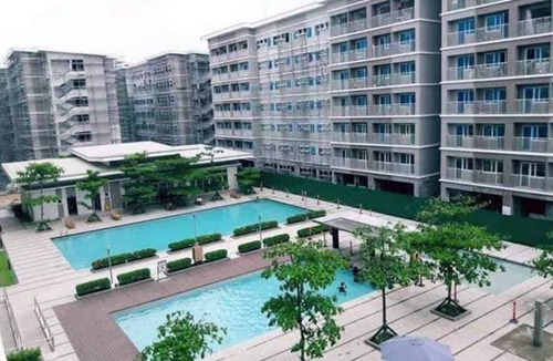 Novaliches Condo | Stylish 1BR Retreat at Trees Residences — Fast WiFi, Smart TV, Near SM Fairview