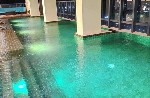 Lahug Condo | ✨ Stylish Cebu Escape with Sea Views, Pools & Balcony