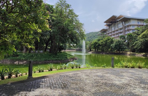 Nasugbu Condo | Stylish Condo with Feel at Home vibes close to the Beach
