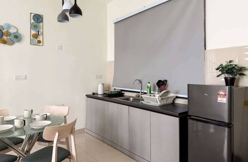 Malacca City Apartment | Stylish Duplex Loft, 5min to Jonker St