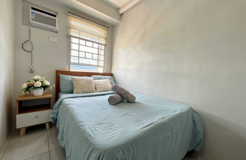 Mandaue Condo | Stylish Japandi Condo in the Heart of Cebu/Fast Wi-Fi Near/IT Park & Ayala