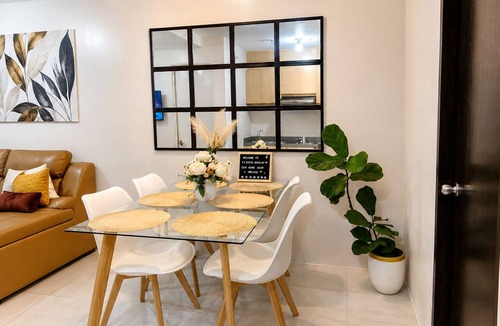 Mandaue Condo | Stylish Japandi Condo in the Heart of Cebu/Fast Wi-Fi Near/IT Park & Ayala