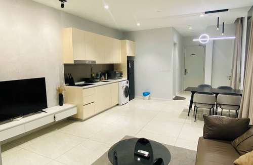 Kuala Lumpur City Centre Apartment | Stylish Quill Residence with Infinity Pool & Gym