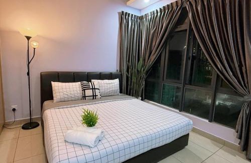 Setia Tropika Apartment | Stylish & Spacious Two Bedrooms Condo 1-6pax at D Secret Garden - Johor Bahru-Mid Valley-Paradigm Mall-Dato Onn-Setia Tropika-Kempas-UTM