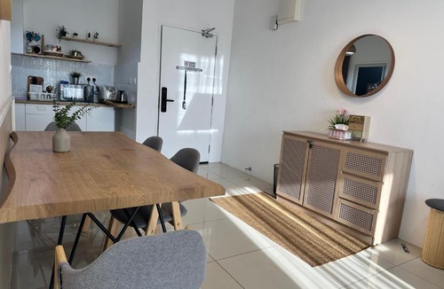 Kampung Puah Seberang Apartment | Suasana stay Vista Sentul Residence - Hill View 2R2BR-TV box-WIFI-6 pax