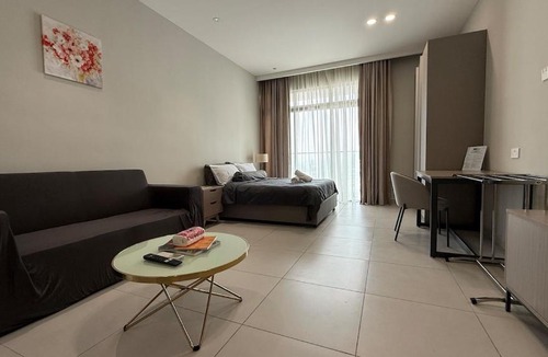 Subang Jaya Apartment | Subang Dorsett - Near SJMC - Belle Studios