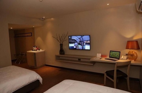 Olongapo Hotel | Subic Bay Travelers Hotel & Event Center