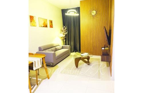 Shah Alam Apartment | SuitesbyZR at BeCentral I-City Cozy Home with WiFi & Netflix