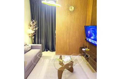 Shah Alam Apartment | SuitesbyZR at BeCentral I-City Cozy Home with WiFi & Netflix