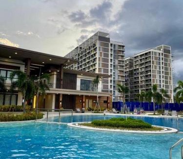 Ususan Apartment | Summer Resort Vibe at the Heart of Taguig City!