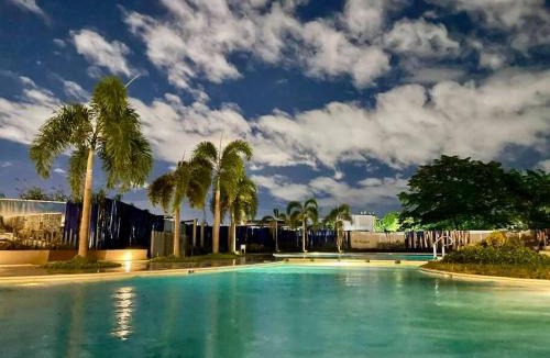 Ususan Apartment | Summer Resort Vibe at the Heart of Taguig City!