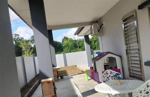 Kota Samarahan House | Summerset Guesthouse, Kota Samarahan near IPGKTAR, UNIMAS & UiTM