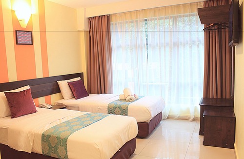 Petaling Jaya Hotel | Sun Inns Hotel KopKastam Kelana Jaya