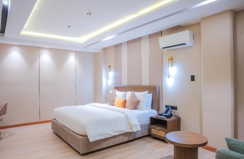 Angeles City Hotel | Sunday Belajandro Hotel