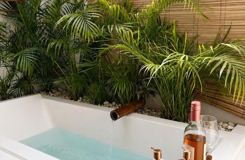 Nasugbu Villa | Sundown Farm Stay Mahogany Villa with Private Pool