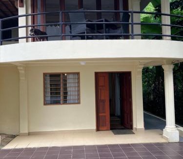 Langkawi Apartment | Sunset Hill Villas- Crystal Studio - Ruby Room