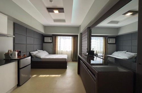 Iloilo Apartment | Sunset-view Condo-ATA1-1406