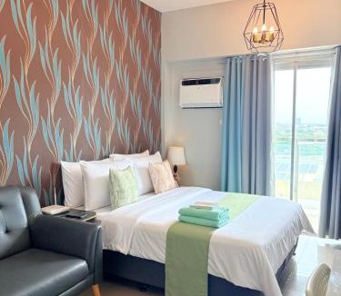 North Reclamation Area Apartment | Sunvida Tower Across SM Cebu CITY VIEW with Balcony