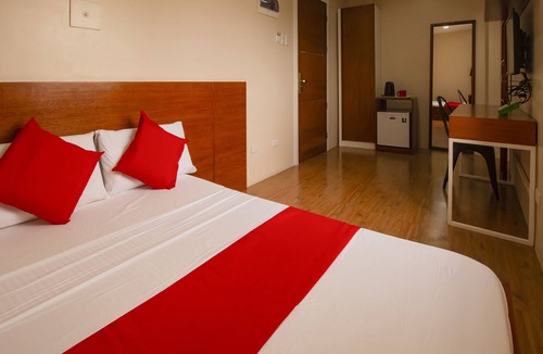 Cebu Hostel | Super OYO 832 The Teepee Place Hostel & Residence Inn