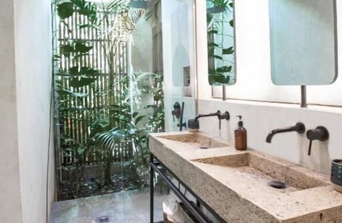 Catangnan Hotel | Surfing Temple Boutique Hotel