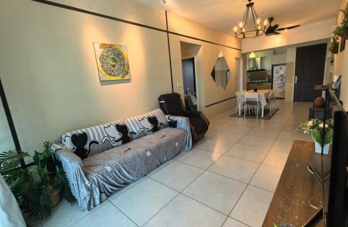 Kampung Masjid Timah Apartment | Sweet Homestay Meritus by Moowin