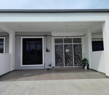 Simpang Renggam House | Sweet homestay