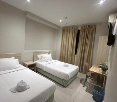 Petaling Jaya Hotel | Swing & Pillows - Damansara Jaya
