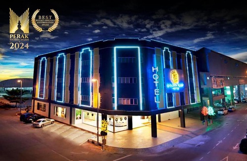 Ampang Baru Hotel | Swing & Pillows - Golden Roof Hotel Ampang, Ipoh