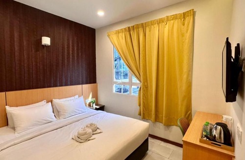 Imbi Hotel | Swing & Pillows - Imbi Bukit Bintang