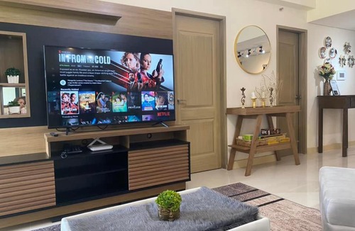 Laurel Apartment | Tagaytay Twinlakes Elegant 2-Bedroom with view