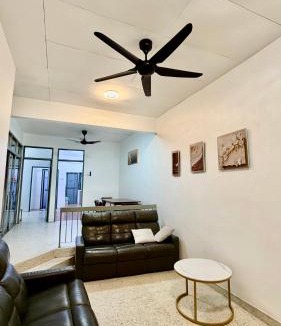 Central Seberang Perai House | Taman Inderawasih, Perai 3 Bedrooms Single Storey Terrace ,12mins to Penang Bridge , 5mins to Sunway Carnival Mall