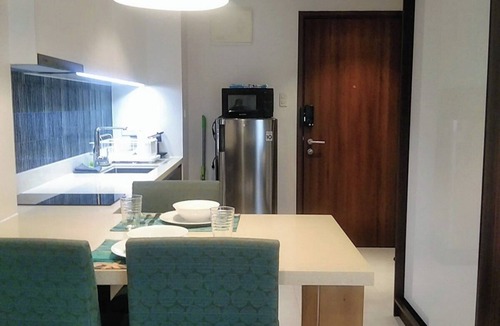 Maribago Condo | Tambuli Seaside Resort - Starfish Sanctuary 2 Twin Bed C14M