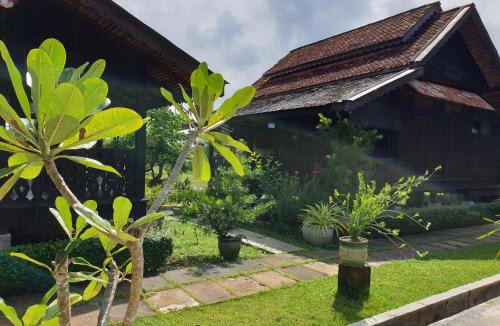 Kampung Kedawang House | tanabendang banglos