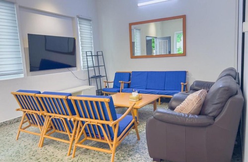 Tanjung Bungah House | Tanjung Bungah Holiday Home 4BR 20Pax 6Carpark