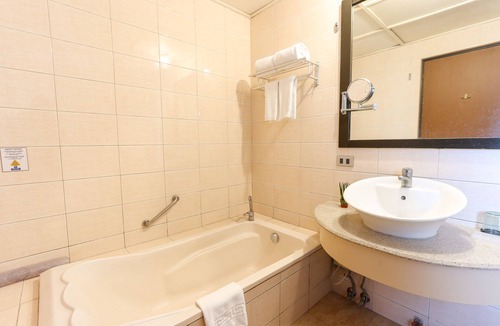 Santa Rosa Hotel | Technopark Hotel