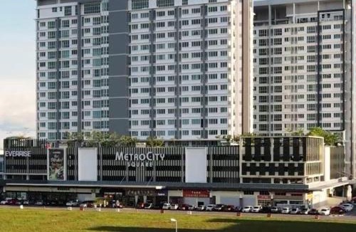 Pusat Komersil Lee Ling Apartment | Teratak Al-Kautsar Homestay